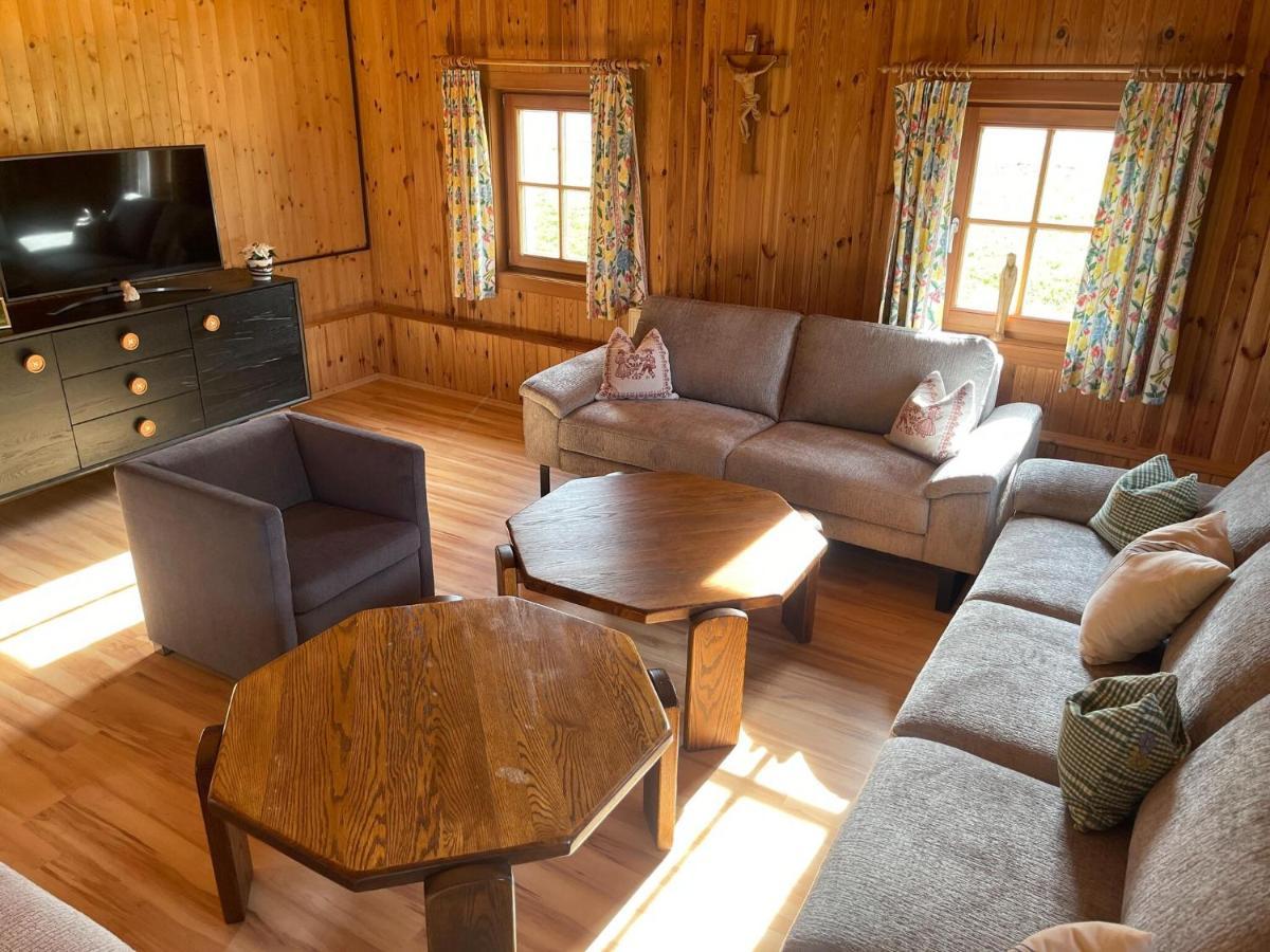 Holiday Home, Soell 外观 照片